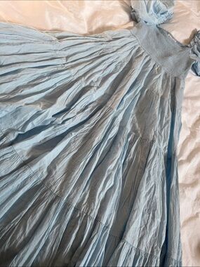 JESSAKAE size large women’s pastel blue puff sleeve smocked tiered maxi dress